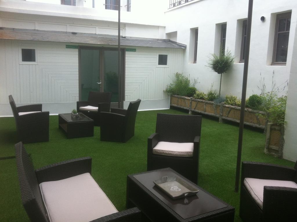 Vichy Residencia Aparthotel Exteriör bild