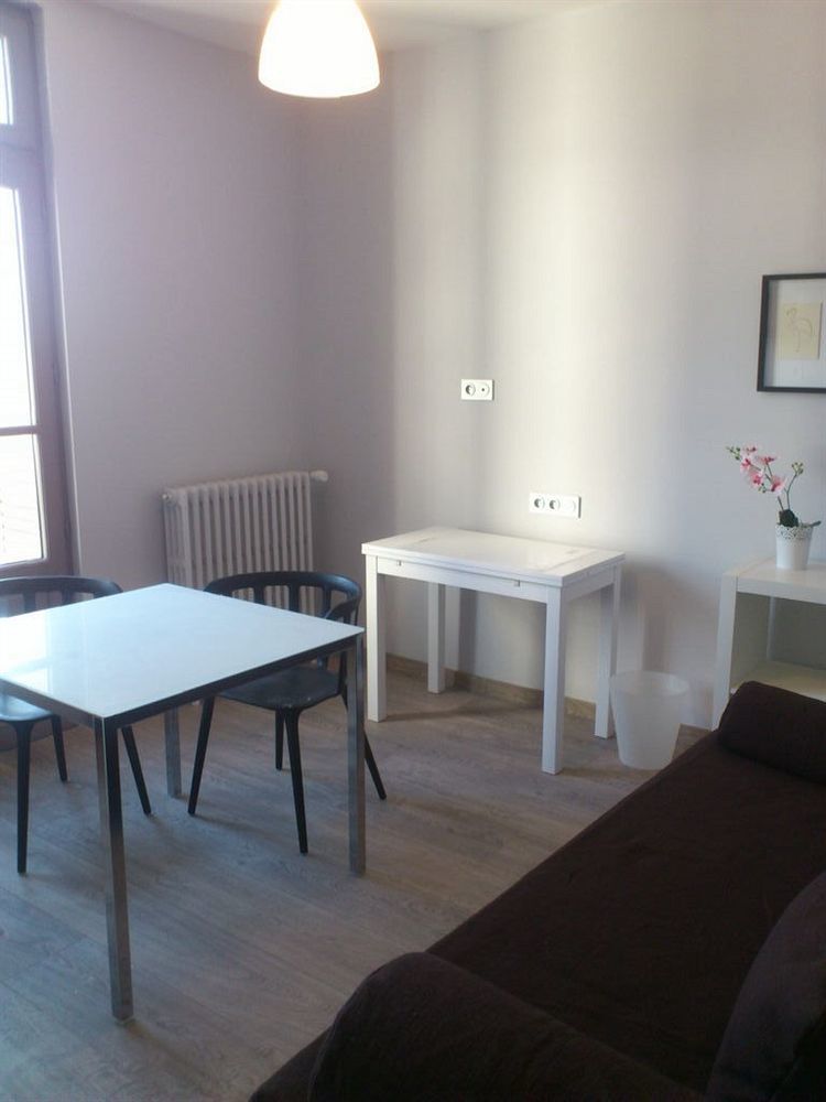 Vichy Residencia Aparthotel Exteriör bild
